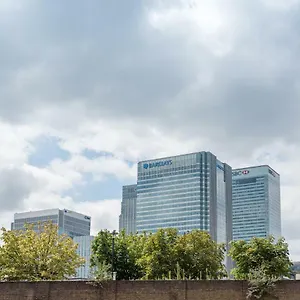 Centra Wharf Londres