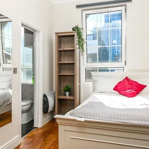 Private En-suite @ Liverpool Street, Brick Ln Londres